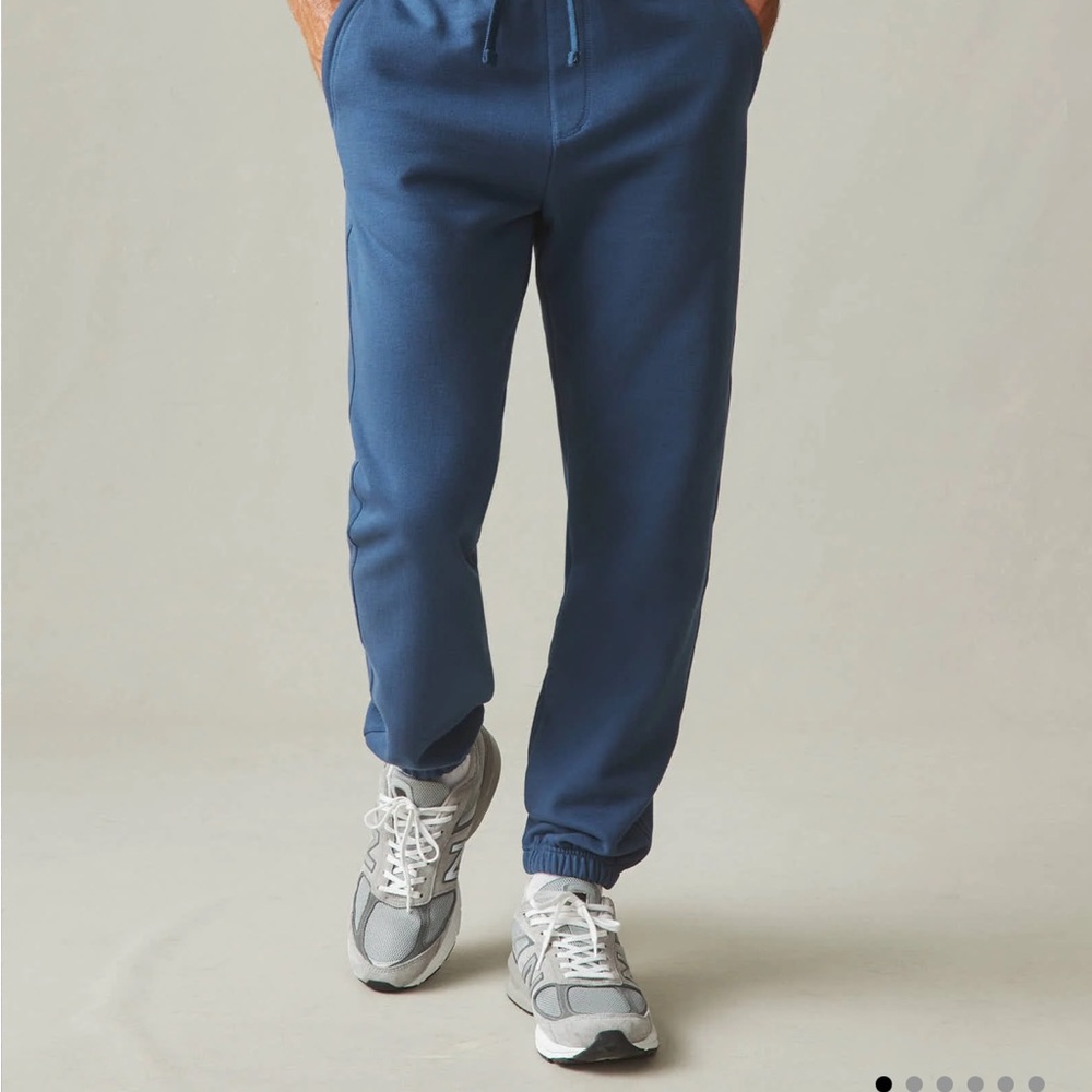 Men’s Size Large American Giant Classic Sweatpant in Varsity Blue